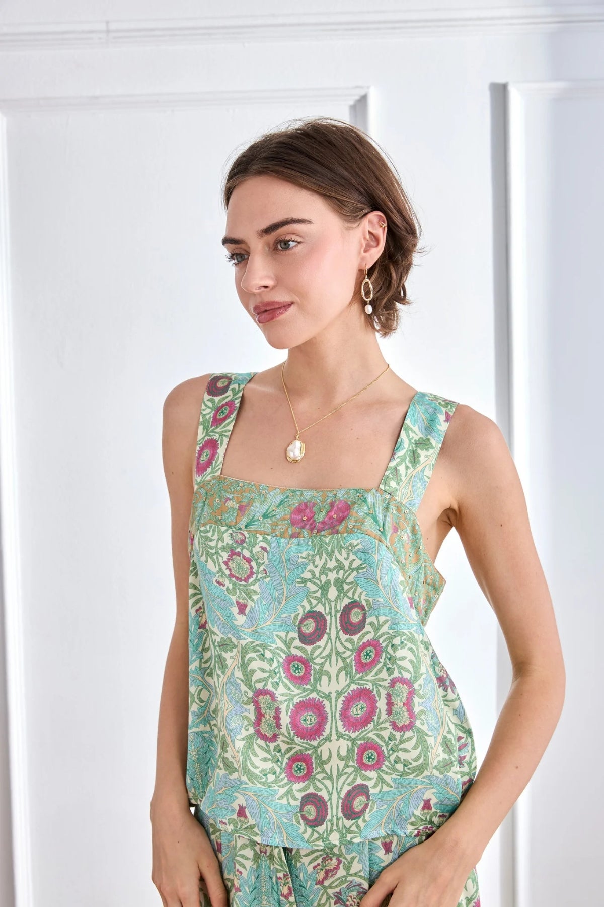 Nekane – Top Crini