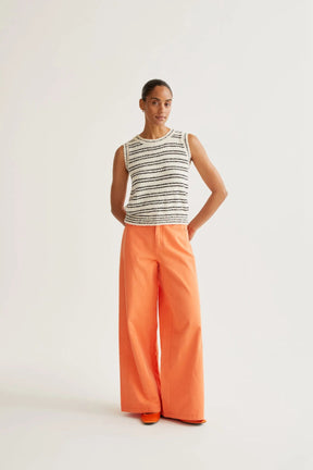 Compañía Fantástica – Pantalone Naranja