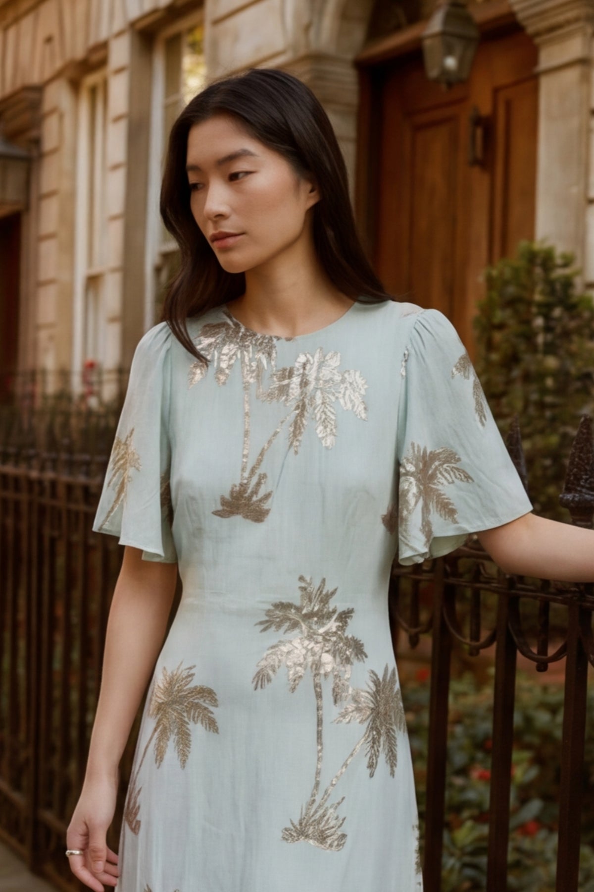 Traffic People – Abito Lysandre