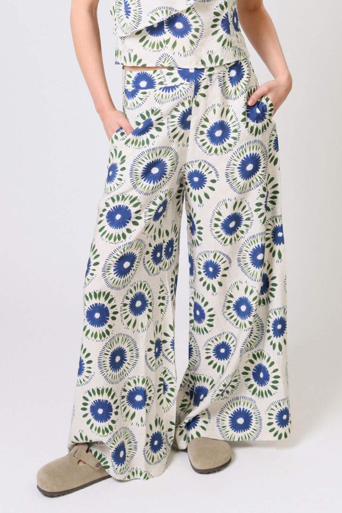 Traffic People – Pantalone Adriene