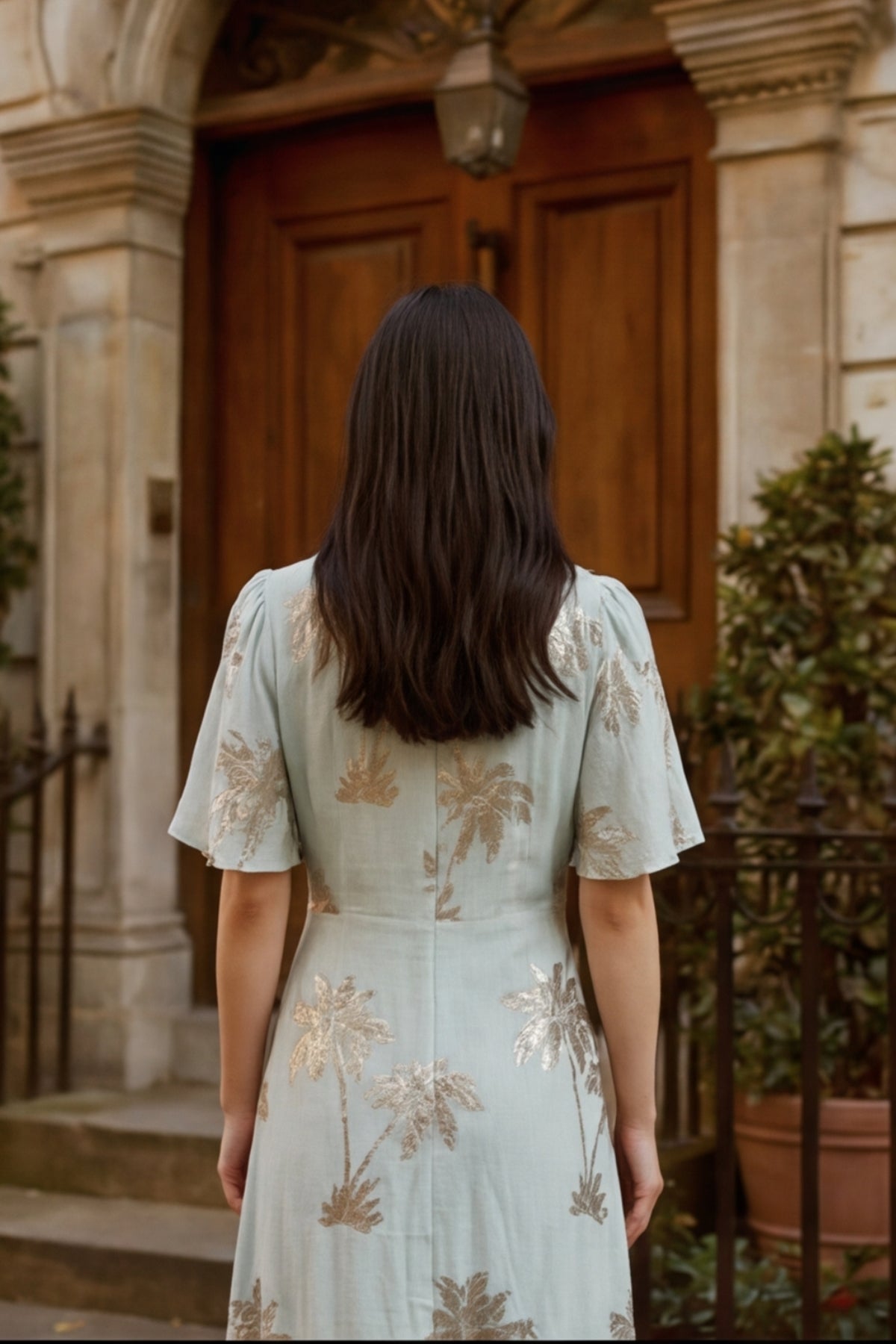 Traffic People – Abito Lysandre