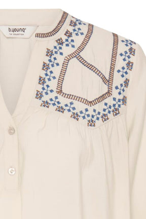 B. Young – Blusa Arisa