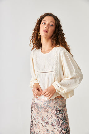 NÜD – Blusa Rigel