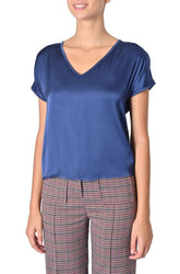 Blusa in raso di Sheare con scollo a V