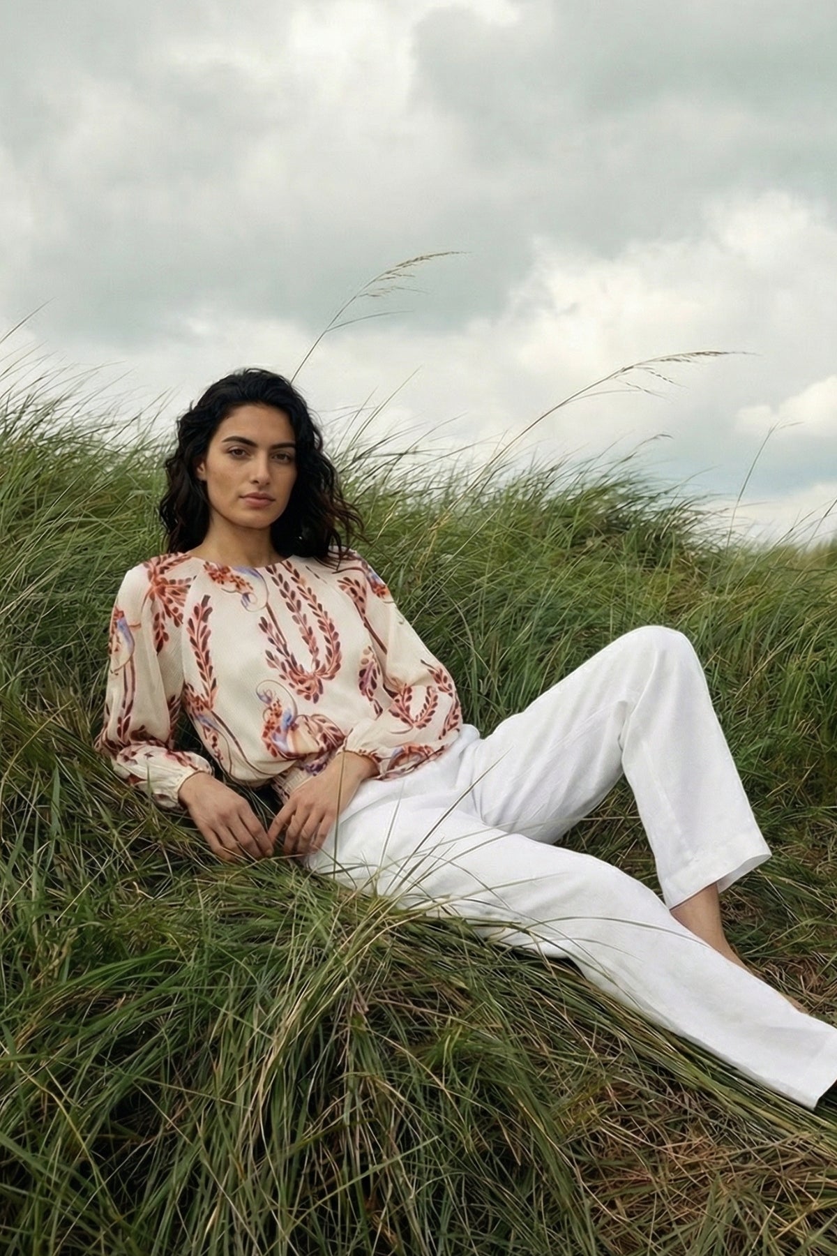 Traffic People – Blusa River