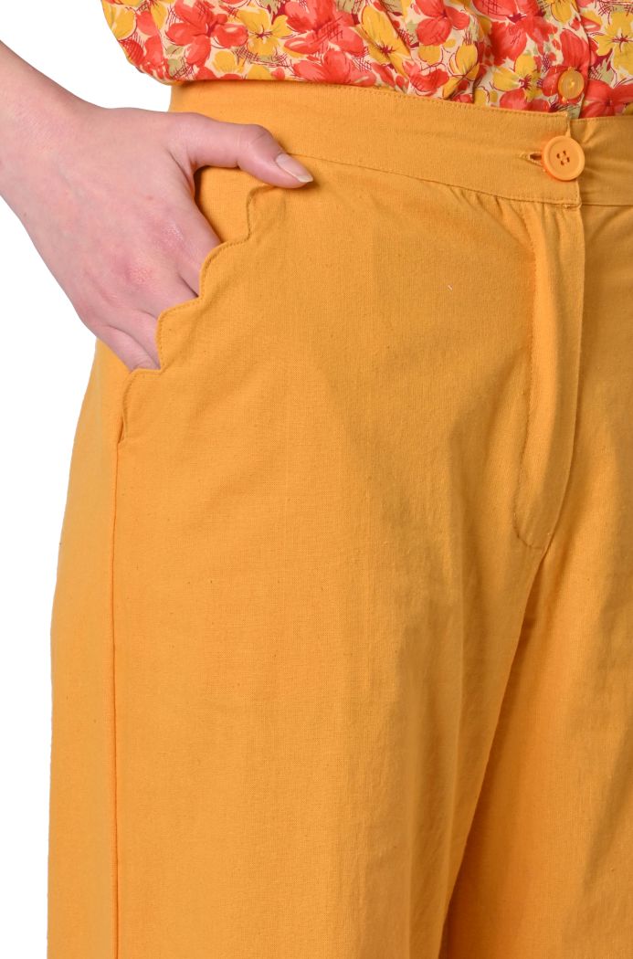 Pantalone Plaja a palazzo di Compañia Fantástica